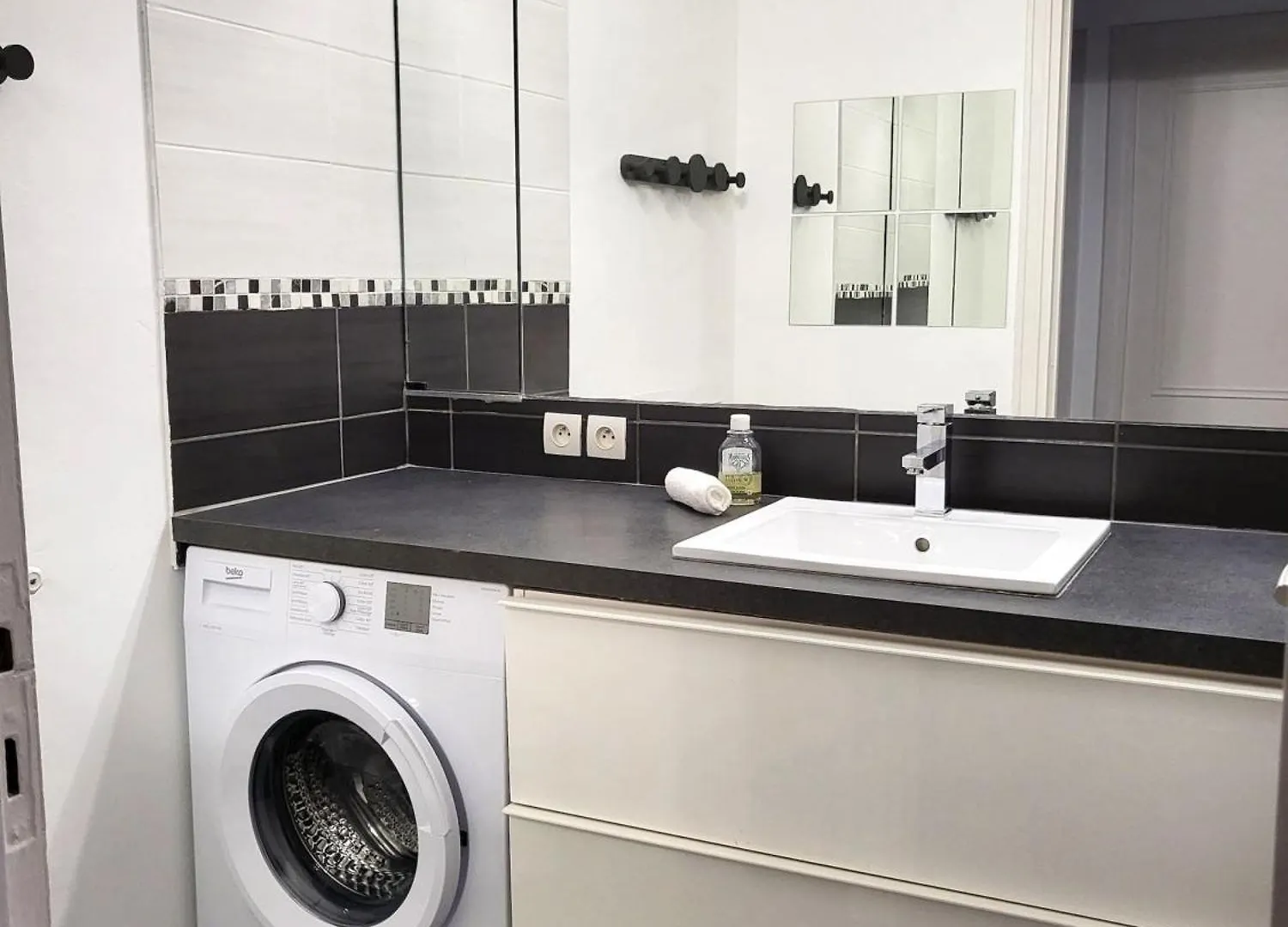 Ferienwohnung Superbe T2 - 2-4 personnes - Parking gratuit Toulouse Apartment