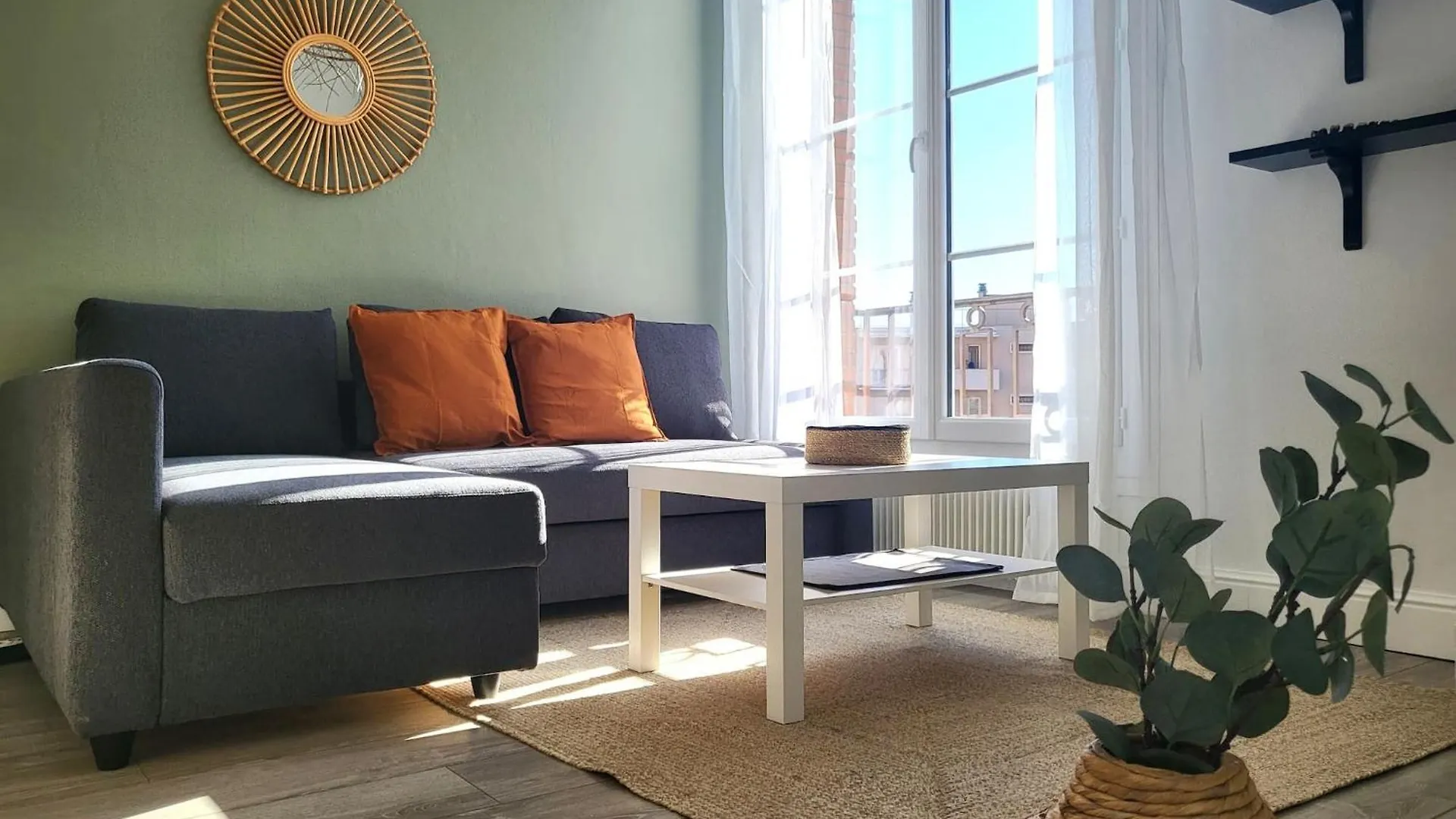 Apartment Ferienwohnung Superbe T2 - 2-4 personnes - Parking gratuit Toulouse