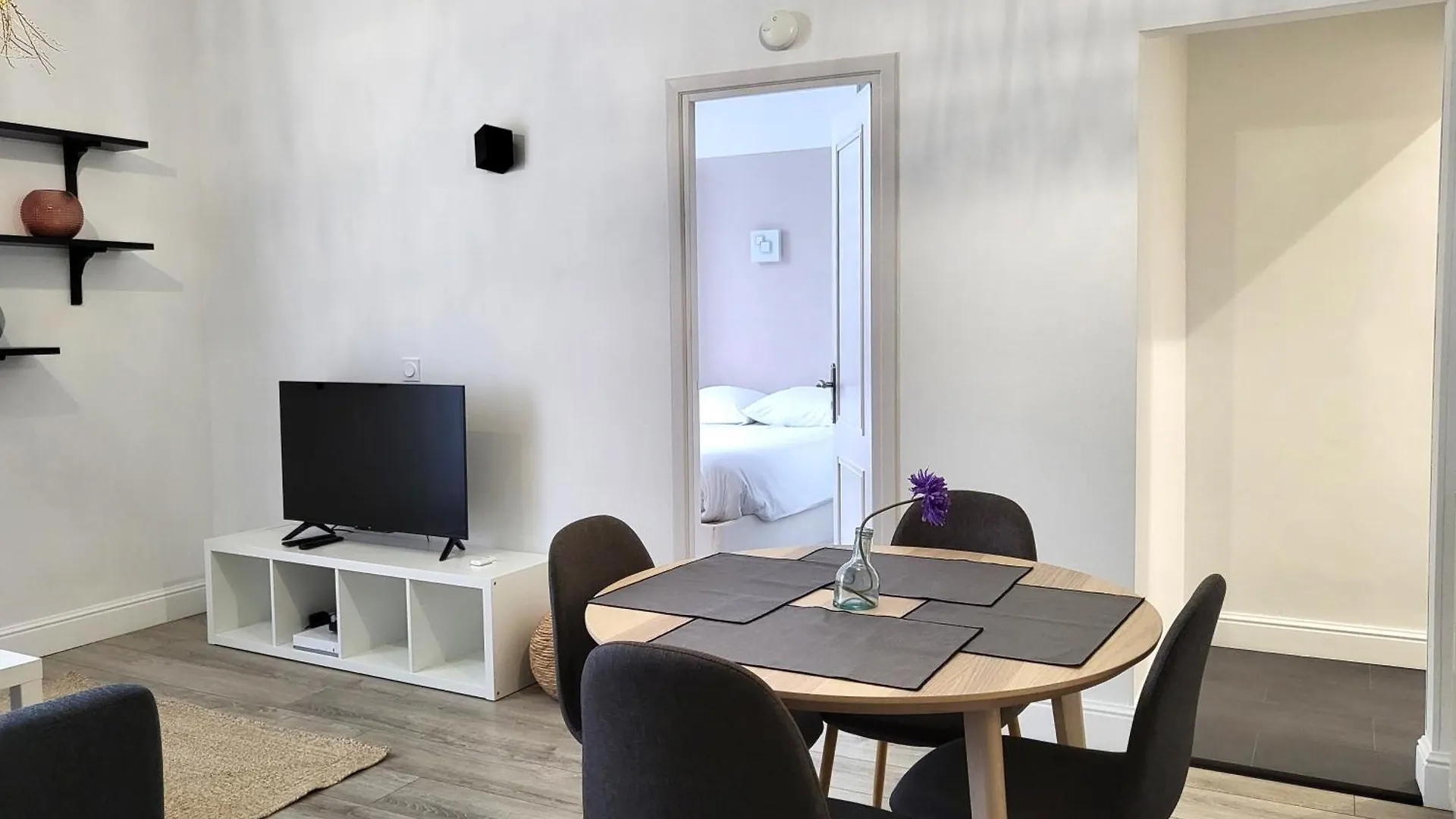 Apartment Ferienwohnung Superbe T2 - 2-4 personnes - Parking gratuit Toulouse
